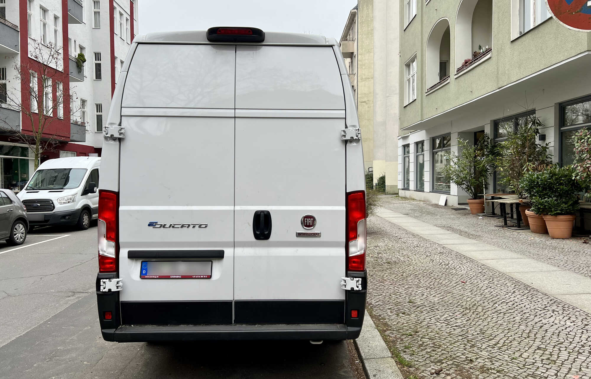 Hecktüren eines Fiat Ducato/Peugeot Boxer/Citröen Jumper L4H3