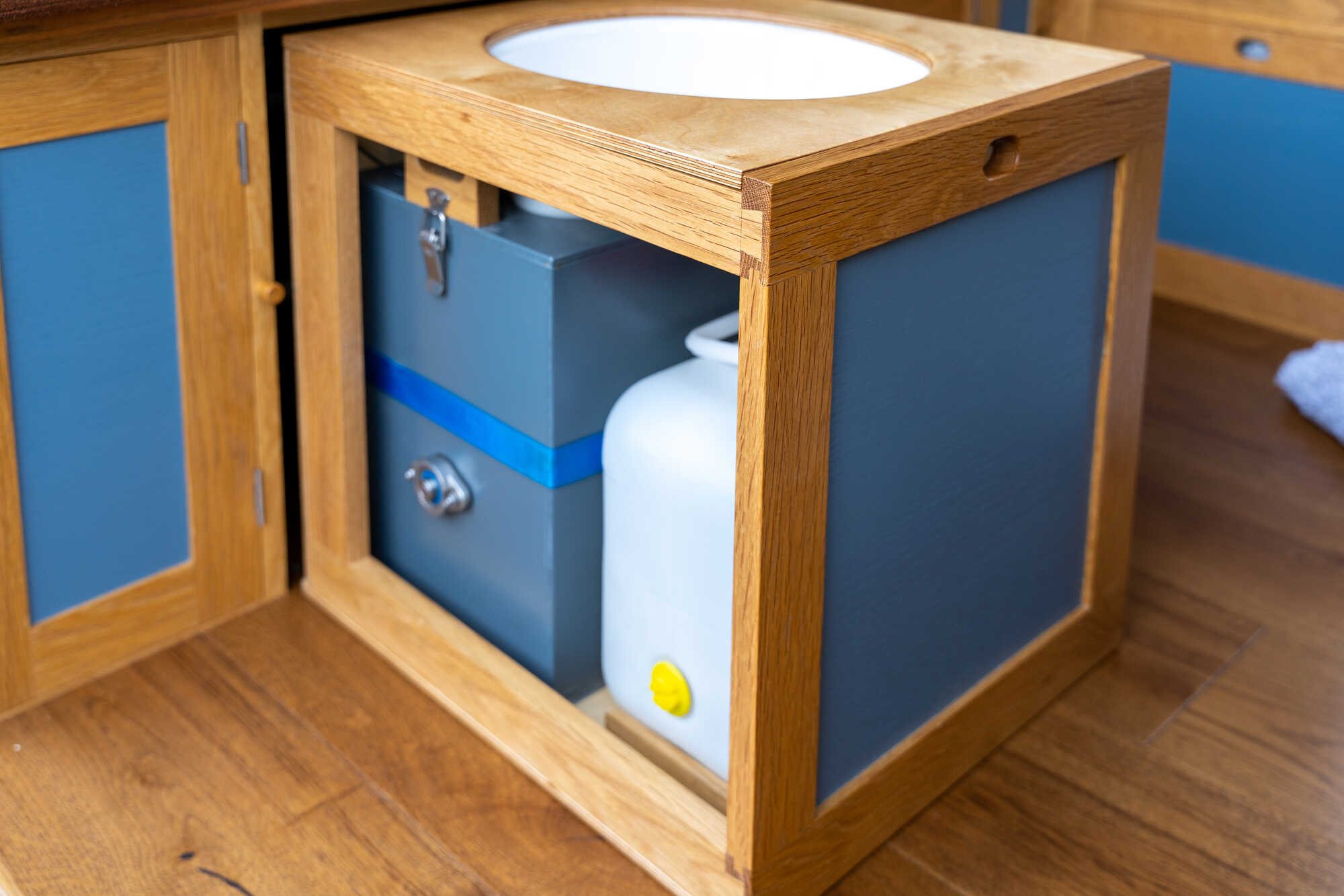 Individuell angefertige Komposttoilette